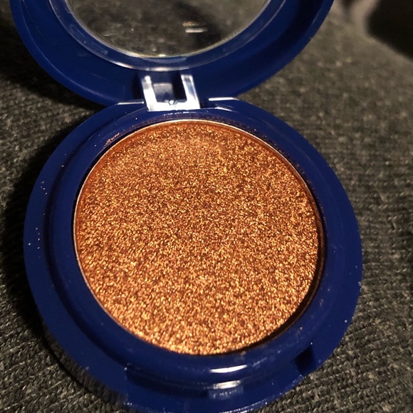 Random BNIB 5-pc Eyeshadows - Picture 5 of 10